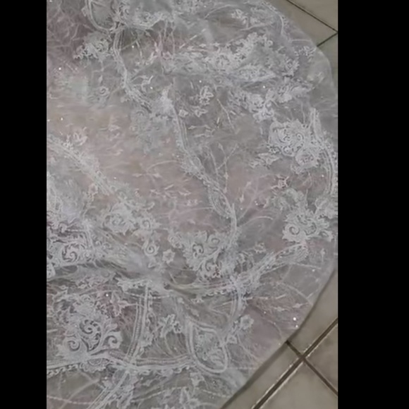 Rosa Clara Martha Blanc Wedding Gown + Veil - Picture 12 of 17